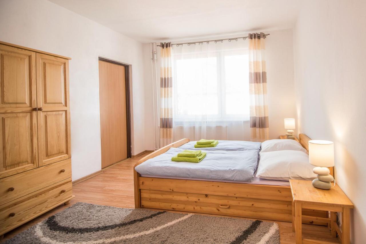 Hybadlo Motel Liptovský Hrádok Eksteriør bilde
